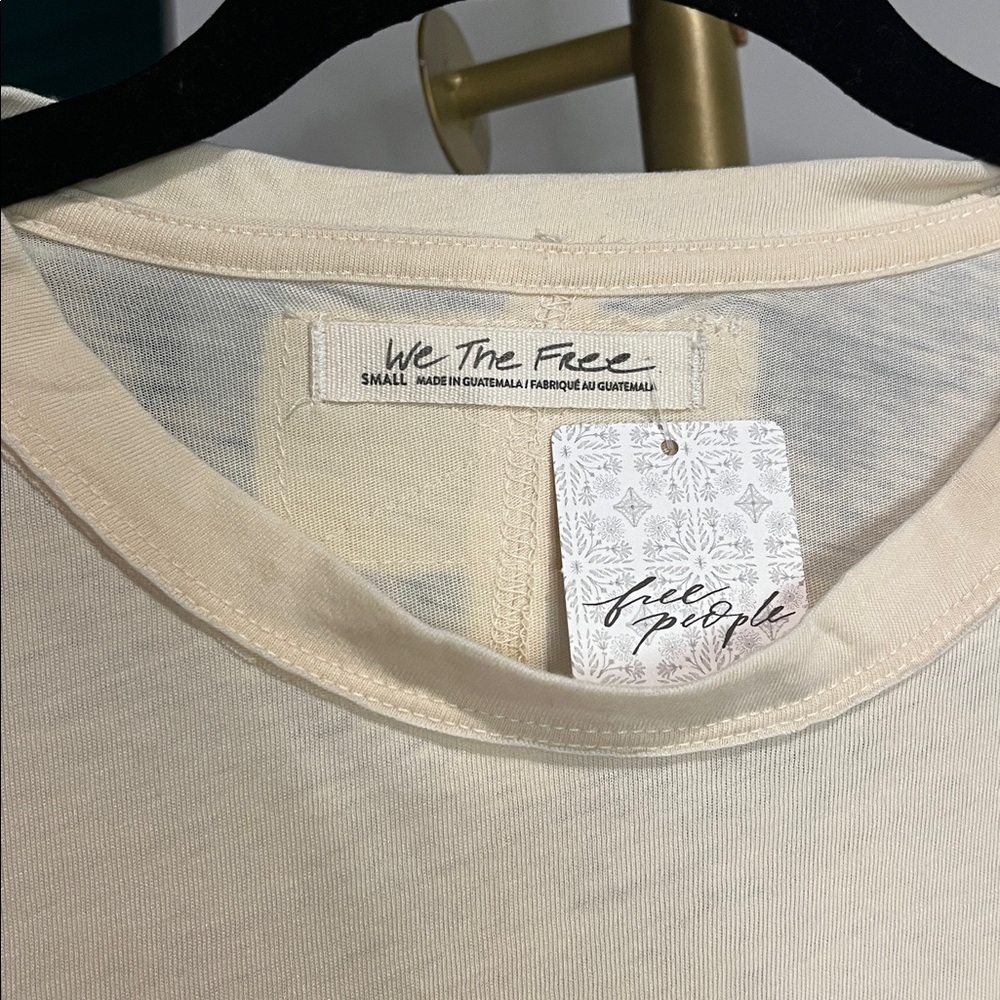 FREE PEOPLE NWT Vella Tee / White Swan - small - Picture 10 of 11